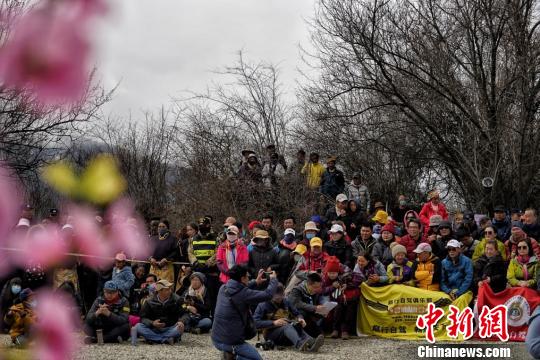 西藏林芝第十七屆桃花旅游文化節(jié)大峽谷會(huì)場(chǎng)開(kāi)幕