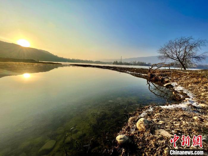 圖為青海省化隆縣黃河濕地景色。　李玉峰 攝