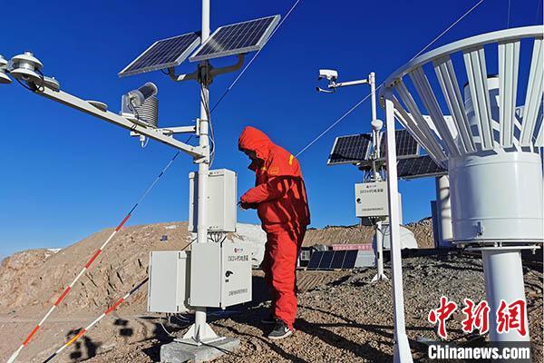 青海茫崖完成賽什騰山天文臺(tái)址GPS高空探測(cè)