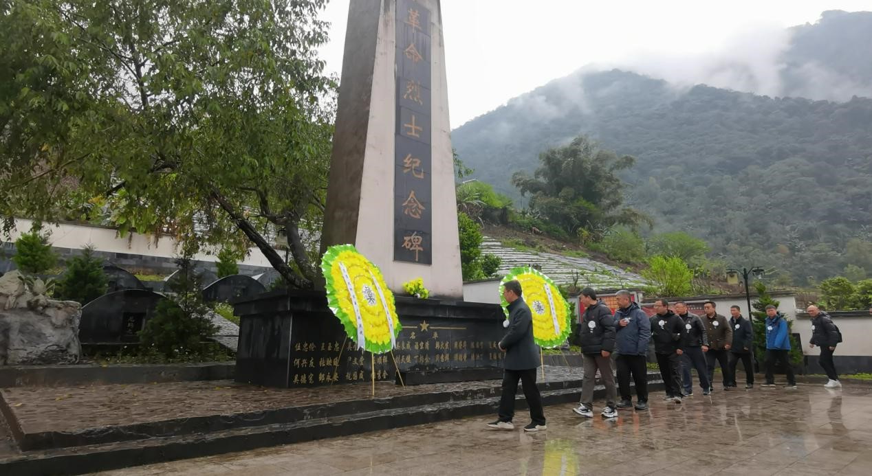 學黨史祭英烈強動力，扎實走好援藏路