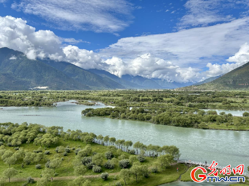 我們的家園丨【組圖】 綠水青山入畫，“金山銀山”筑起